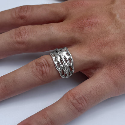 Shield Ring
